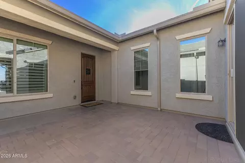 Exterior - 3249 E Nightingale Ln, Gilbert, AZ 85298 photo 10 of 23