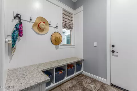Entry Way - 3249 E Nightingale Ln, Gilbert, AZ 85298 photo 11 of 12
