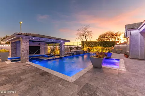 Exterior - 3249 E Nightingale Ln, Gilbert, AZ 85298 photo 11 of 23