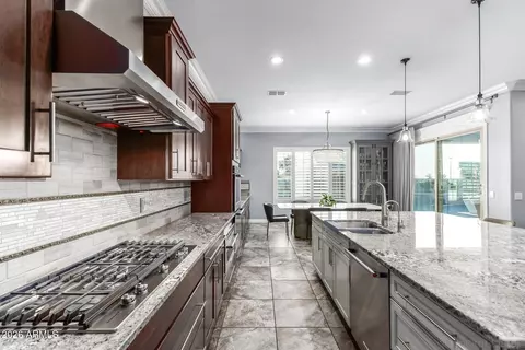 Kitchen - 3249 E Nightingale Ln, Gilbert, AZ 85298 photo 5 of 5