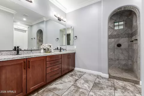 Bath - 3249 E Nightingale Ln, Gilbert, AZ 85298 photo 1 of 3