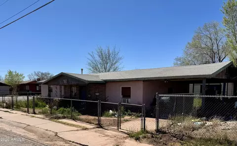 901 N 1st Ave, Holbrook, AZ 86025