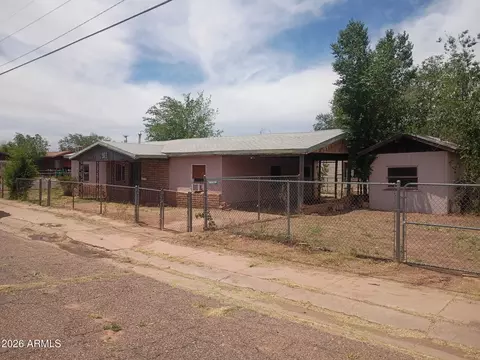 901 N 1st Ave, Holbrook, AZ 86025