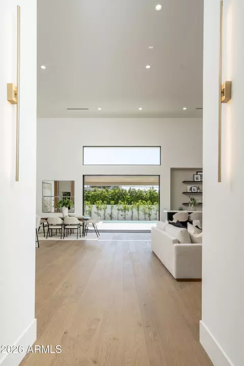 Entry Way - 3923 E Heatherbrae Dr, Phoenix, AZ 85018 photo 1 of 5
