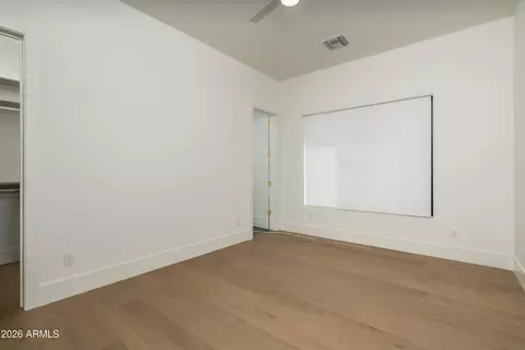 Bedroom - 3923 E Heatherbrae Dr, Phoenix, AZ 85018 photo 3 of 4