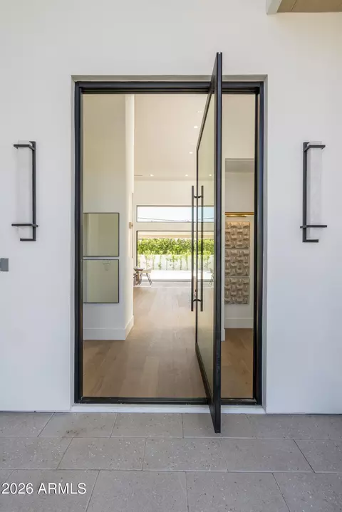 Entry Way - 3923 E Heatherbrae Dr, Phoenix, AZ 85018 photo 2 of 5
