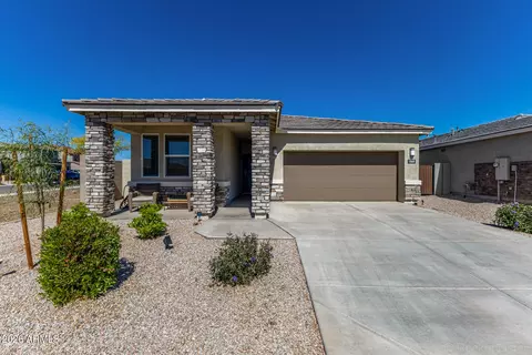 15660 W Desert Hollow Dr, Surprise, AZ 85387