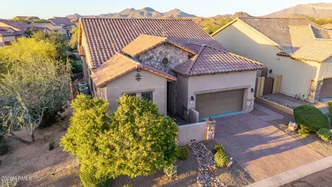 Exterior - 8304 E Inca St, Mesa, AZ 85207 photo 6 of 7