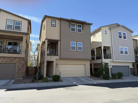 637 W Winchester Dr, Chandler, AZ 85286