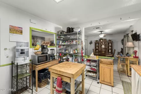 Kitchen - 1554 W 5th Pl, Tempe, AZ 85281 photo 4 of 4