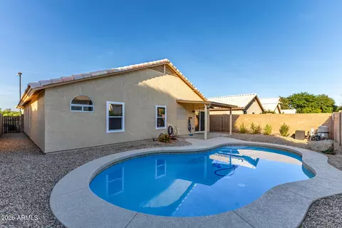 Exterior - 313 E Sherri Dr, Gilbert, AZ 85296 photo 8 of 8