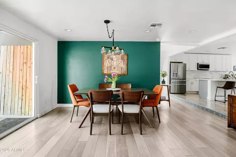 Dining - 4401 N 9th Ave, Phoenix, AZ 85013 photo 2 of 2