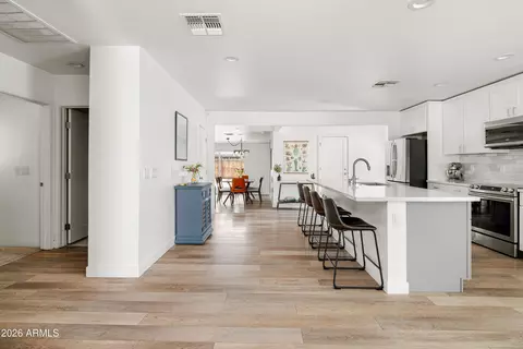 Entry Way - 4401 N 9th Ave, Phoenix, AZ 85013 photo 1 of 3
