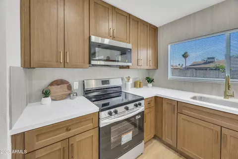 Kitchen - 1743 E Irwin Ave, Mesa, AZ 85204 photo 4 of 4