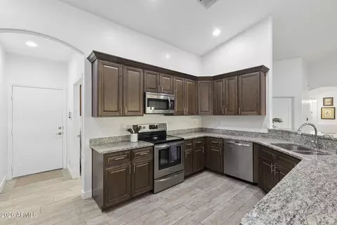 Kitchen - 203 E Saddle Butte St, Apache Junction, AZ 85119 photo 2 of 4
