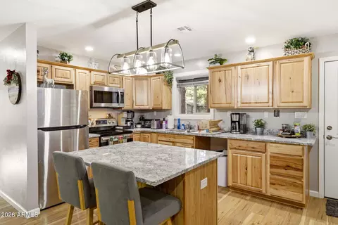 Kitchen - 2900 Long Rifle Pl, Overgaard, AZ 85933 photo 1 of 3