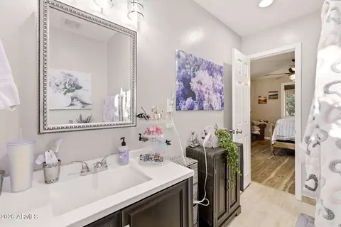 Bath - 2900 Long Rifle Pl, Overgaard, AZ 85933 photo 1 of 4