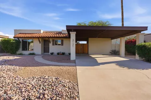 3131 W Clinton St, Phoenix, AZ 85029