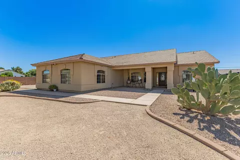 2813 E Cedar Waxwing Dr, Gilbert, AZ 85298