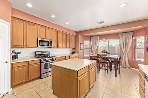 Kitchen - 2813 E Cedar Waxwing Dr, Gilbert, AZ 85298 photo 2 of 2