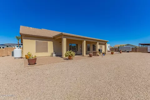 Exterior - 2813 E Cedar Waxwing Dr, Gilbert, AZ 85298 photo 5 of 8