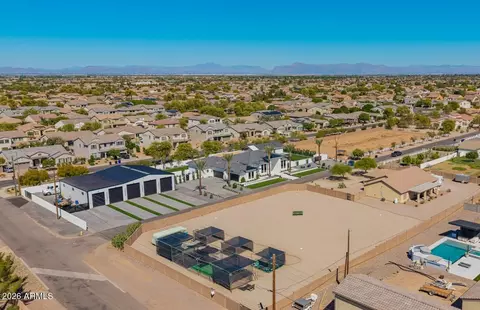 View/Area - 2813 E Cedar Waxwing Dr, Gilbert, AZ 85298 photo 2 of 6