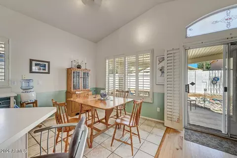 Dining - 4626 E Charleston Ave, Phoenix, AZ 85032 photo 2 of 2