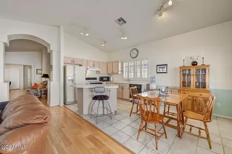 Kitchen - 4626 E Charleston Ave, Phoenix, AZ 85032 photo 4 of 4
