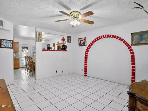 Living - 734 E Desert Dr S, Phoenix, AZ 85042 photo 1 of 1