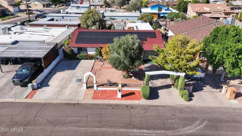 View/Area - 734 E Desert Dr S, Phoenix, AZ 85042 photo 1 of 2