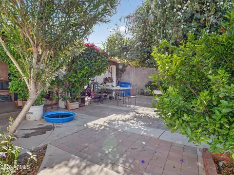 Exterior - 734 E Desert Dr S, Phoenix, AZ 85042 photo 2 of 2