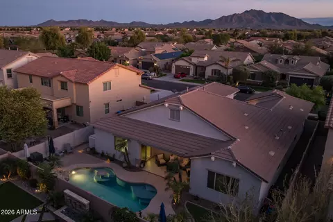 View/Area - 2482 E Plum St, Gilbert, AZ 85298 photo 3 of 4