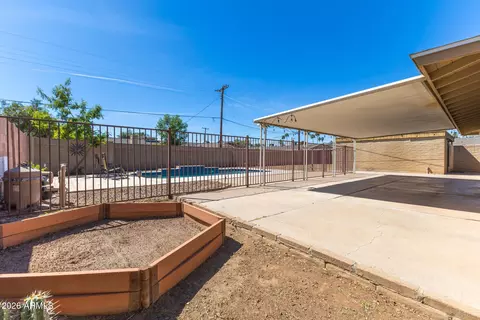 Exterior - 223 E Concorda Dr, Tempe, AZ 85282 photo 11 of 11