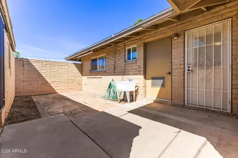 Exterior - 223 E Concorda Dr, Tempe, AZ 85282 photo 5 of 11