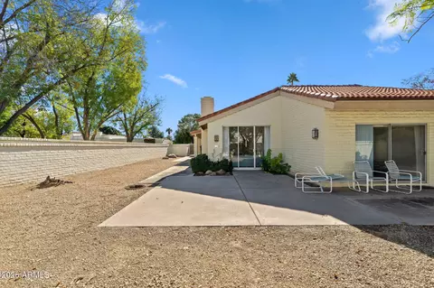 Exterior - 114 E San Miguel Ave, Phoenix, AZ 85012 photo 5 of 10