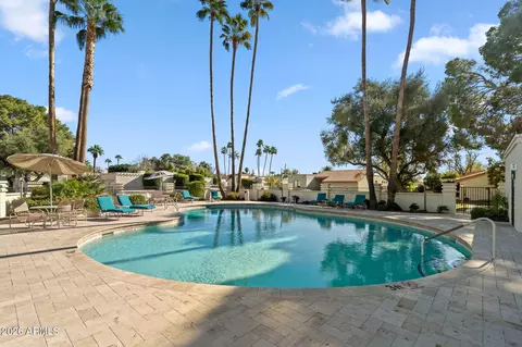 Exterior - 114 E San Miguel Ave, Phoenix, AZ 85012 photo 10 of 10