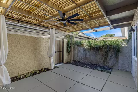Exterior - 610 E Montebello Ave #41, Phoenix, AZ 85012 photo 3 of 5