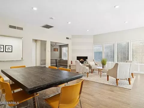 Dining - 610 E Montebello Ave #41, Phoenix, AZ 85012 photo 1 of 1