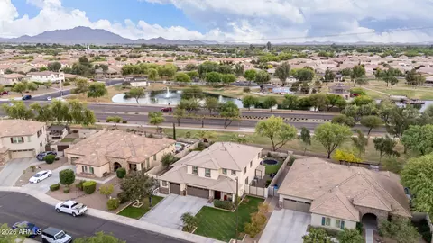 View/Area - 535 E Jordan Dr, Gilbert, AZ 85297 photo 2 of 7