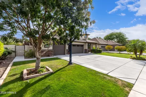 Exterior - 535 E Jordan Dr, Gilbert, AZ 85297 photo 4 of 18