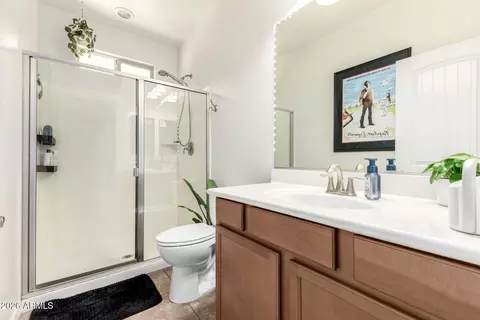 Bath - 535 E Jordan Dr, Gilbert, AZ 85297 photo 4 of 4