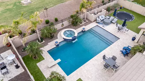 Exterior - 535 E Jordan Dr, Gilbert, AZ 85297 photo 17 of 18