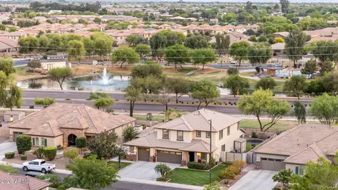 View/Area - 535 E Jordan Dr, Gilbert, AZ 85297 photo 6 of 7