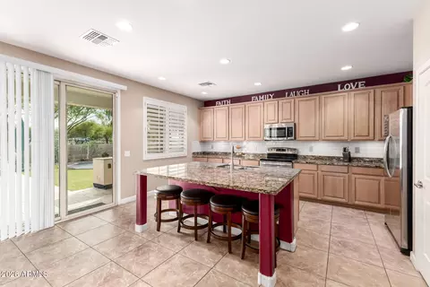 Kitchen - 535 E Jordan Dr, Gilbert, AZ 85297 photo 1 of 5