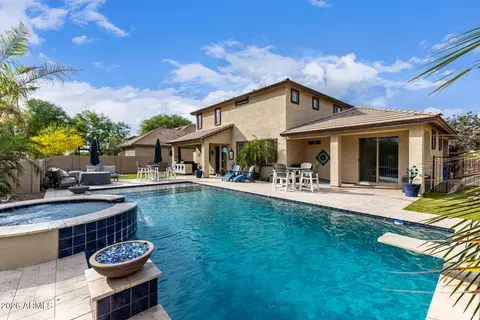 Exterior - 535 E Jordan Dr, Gilbert, AZ 85297 photo 15 of 18
