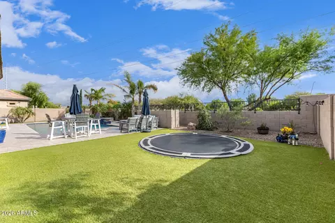 Exterior - 535 E Jordan Dr, Gilbert, AZ 85297 photo 13 of 18