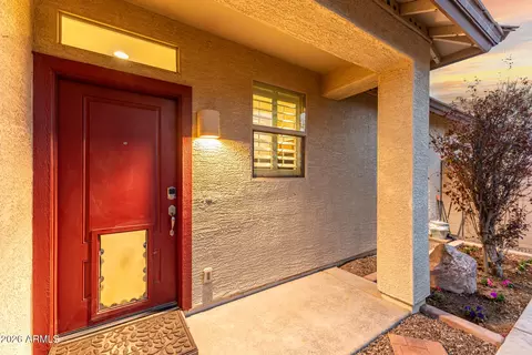 Exterior - 535 E Jordan Dr, Gilbert, AZ 85297 photo 7 of 18