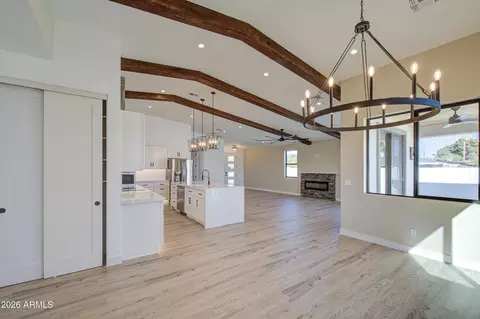 Dining - 2645 E Fairmount Ave, Phoenix, AZ 85016 photo 3 of 3