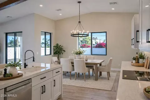 Dining - 2645 E Fairmount Ave, Phoenix, AZ 85016 photo 1 of 3