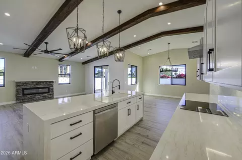 Kitchen - 2645 E Fairmount Ave, Phoenix, AZ 85016 photo 3 of 10